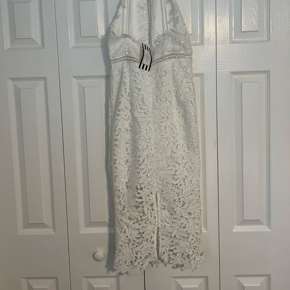 New without tags - Karlie lace Halter dress - Picture 4 of 7